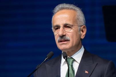 Abdulkadir Uraloğlu: Fiber ağ, Dünya'nın çevresini 16 kez dolaşacak uzunlukta
