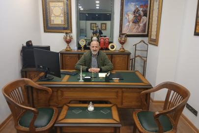 Ali ÖZDEMİR "Şanlı Türk bayrağımıza yönelik saldırıyı şiddetle lanetliyorum. "