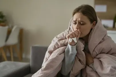 Griple başlıyor, ölümle bitebiliyor! Nipah virüsü için kritik uyarı