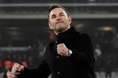 Okan Buruk'tan 1 rekor daha!