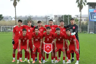 17 Yaş Altı Milli Futbol Takımı, Hindistan'ı 1-0 yendi!