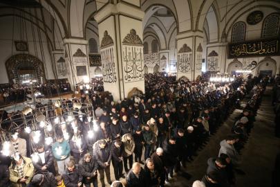 Bursa'da hatimle teravih kılınacak camiler duyuruldu