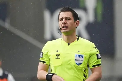 FIFA kokartı takacak hakemler belli oldu!