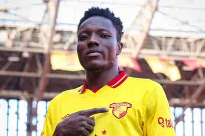 Göztepe'ye Ganalı orta saha