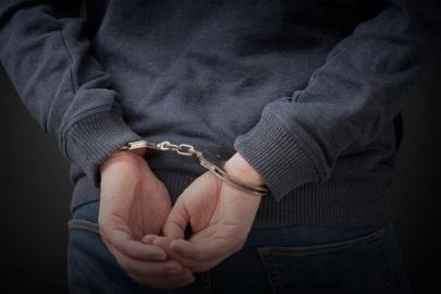 Kocaeli’de hemşire gibi tanıtıp dolandırıcılık yapan şüpheli yakalandı