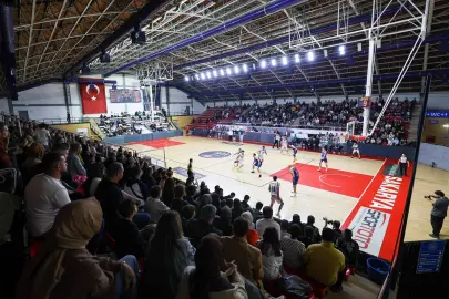 Lider Sakarya, taraftarı önünde Kütahya BSK’ı ağırlayacak