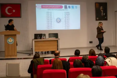Manisa’da öğretmenlere “Maarif Modeli” tanıtıldı
