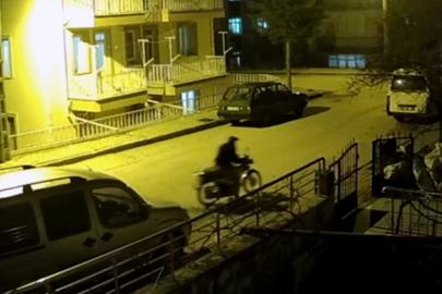 Motosiklet hırsızlığı kamerada