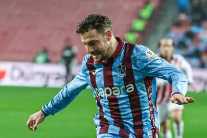 Mustafa Eskihellaç: Hücumda oynamak daha keyifli!