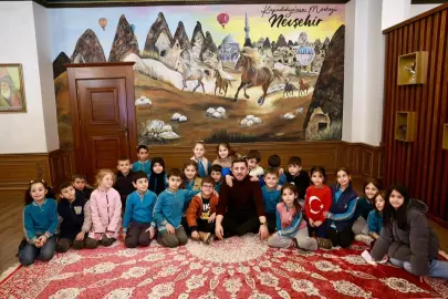 Nevşehirli öğrencilerden Başkan Rasim Arı'ya ziyaret