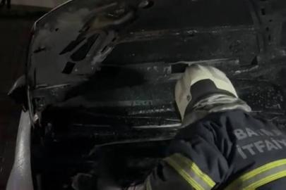 Batman’da site içinde park halindeki araç alev aldı