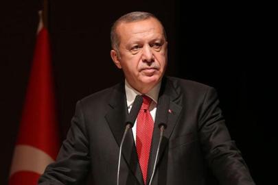 Cumhurbaşkanı Erdoğan'dan Özgür Özel'e tazminat ve suç duyurusu