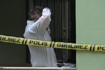 Evinde ölü bulundu