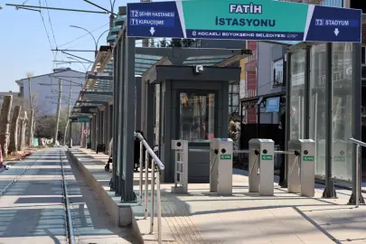 Kocaeli'de Alikahya istikametinde 6 durağın tabelası asıldı