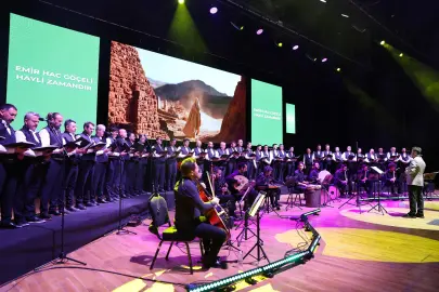 Konya Selçuklu'da ilahiler gönüllere dokundu