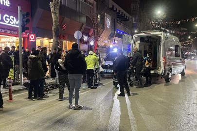 Otomobile arkadan çarpan motosikletli yaralandı