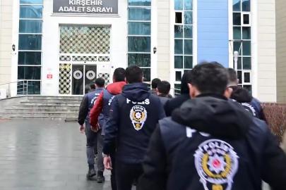 3 ilde bahis operasyonu: 8 şüpheli tutuklandı