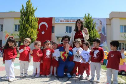 75. Yıl Kreş ve Çocuk Kulübü'nde 23 Nisan coşkusu