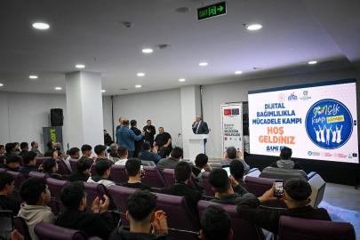 Başkan Er: Gençlere yönelik ciddi yatırımlarımız var