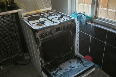 Batman'da fırında unutulan yemek yangına neden oldu