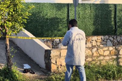 Bodrum'da evinin bahçesinde bıçaklanan kadın yaralandı