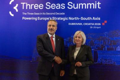 Dışişleri Bakanı Fidan, Bosna Hersek Bakanlar Konseyi Başkanı Kristo ile görüştü