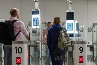 Şengen'de yeni dönem: Pasaport damgası tarihe karıştı