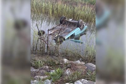 Torbalı’da otomobil kanala uçtu