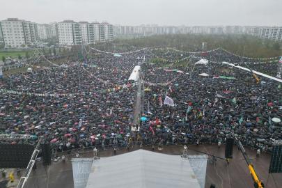 "Vahdet ve Kurtuluş Önderi Hazreti Muhammed" temalı Mevlid-i Nebi mitingi, önemli mesajlarla son buldu