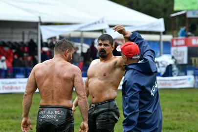 Fethiye'deki yağlı güreşlerde Başpehlivan Cengizhan Şimşek oldu