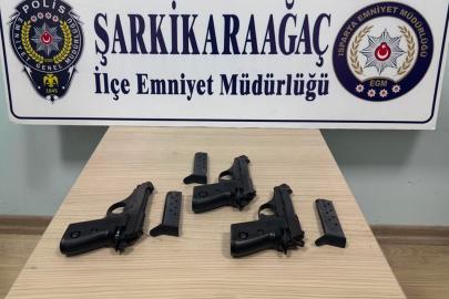 Isparta’da ruhsatsız silah operasyonu: 2 şüpheli hakkında işlem başlatıldı