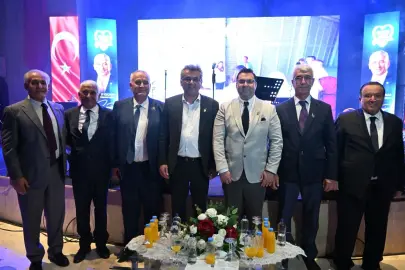 Manisa Büyükşehir heyeti Güzelyurt Portakal Festivali’ne katıldı