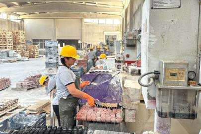 Mermer atıkları, kadınların elinde 2 milyon dolarlık ihracata dönüşüyor