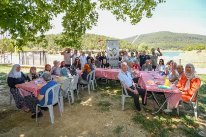 Bursa Osmangazi’den alzheimer hastalarına anlamlı etkinlik
