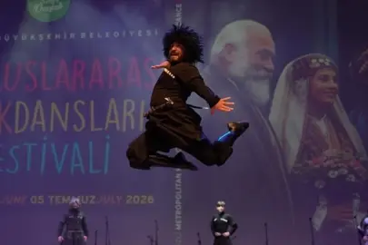 Dünyanın bütün renkleri Denizli’de buluştu