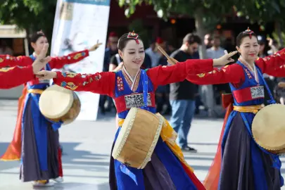 Halk dansları rüzgârı Bursa'nın dört bir yanını sardı