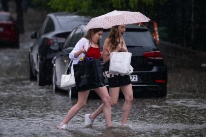 İstanbul için uyarılar arka arkaya geldi. Sabah saatlerinden itibaren başlayacak!