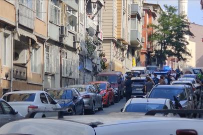 Fatih'te aile faciası: Emekli polis eşini ve çocuğunu öldürdü