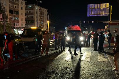 Kırmızı ışık ihlali kazaya neden oldu. 1’i ağır 5 yaralı