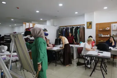 Kocaeli İzmit’te kadınlara yaz dönemi dikiş kursu