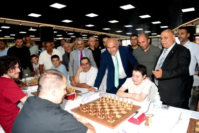Malatya'da Altın Kayısı Satranç Turnuvası başladı