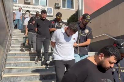 Masöz ilanıyla kandırdılar. Kredi çekip kadınları fuhşa zorladılar