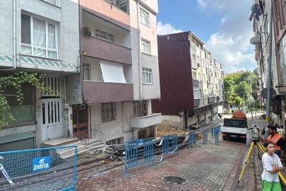 Sultangazi'de temel kazısı etrafındaki binalara hasar verdi. 3 bina boşaltıldı