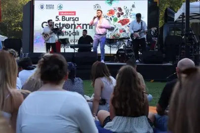 Bursa Gastronomi Festivali’nde müzik ziyafeti