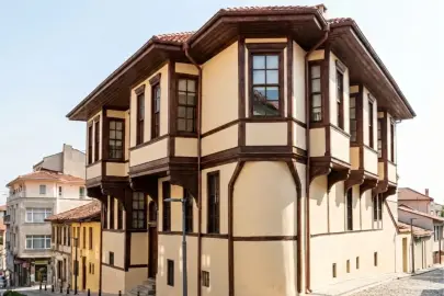Bursa Yıldırım'da tarihi yapı kütüphane oluyor