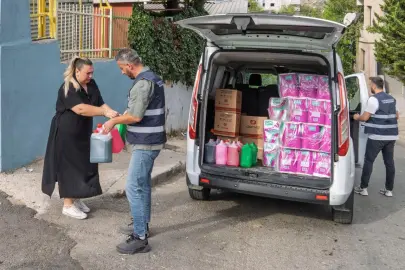 İzmir’de okullara hijyen seti desteği