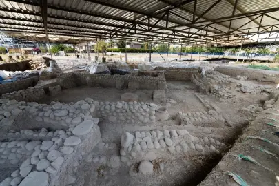 İzmir’in Troya’sı... Yassıtepe’den zenginliğin izleri çıktı