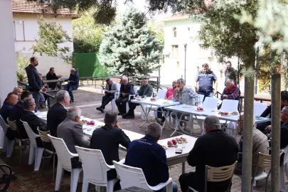 Kocaeli İzmit'te ihtiyaçlar yerinde dinlendi