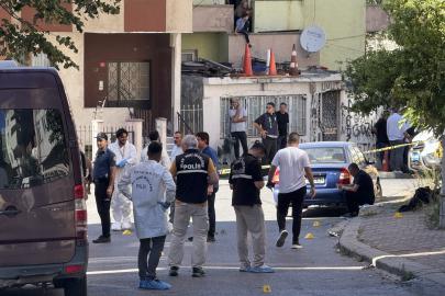 Maltepe'de kiracı ile ev sahibi arasında silahlı kavga: İki ölü, bir ağır yaralı