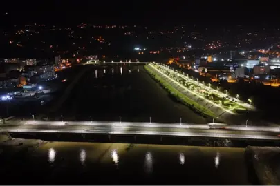 Ordu'da Melet Köprüsü ışıl ışıl oldu